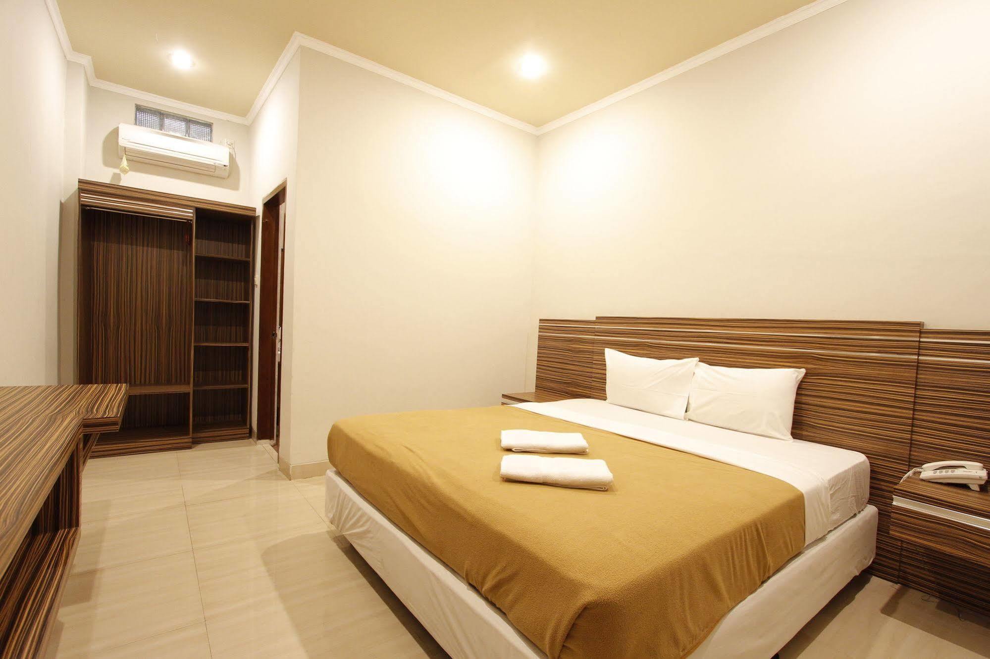 Palapa Hotel Mataram Exterior foto