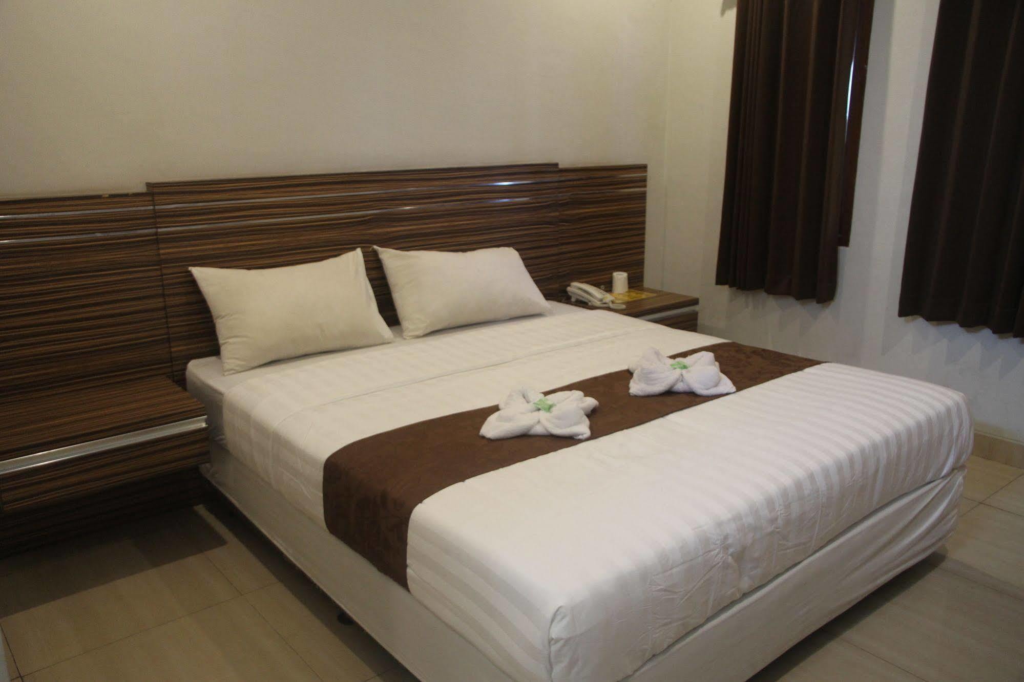 Palapa Hotel Mataram Exterior foto