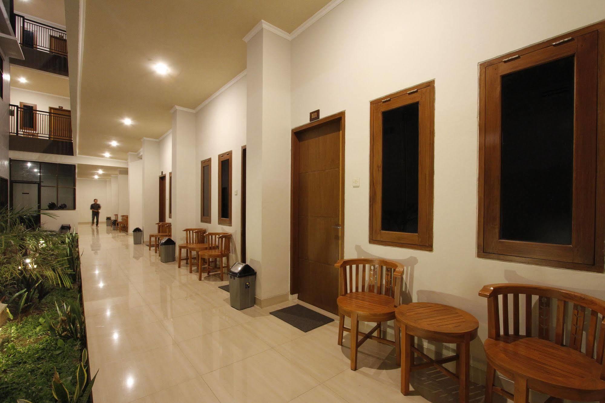Palapa Hotel Mataram Exterior foto